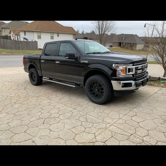 Meet your Posher, Tyler - Picture 1 of 1